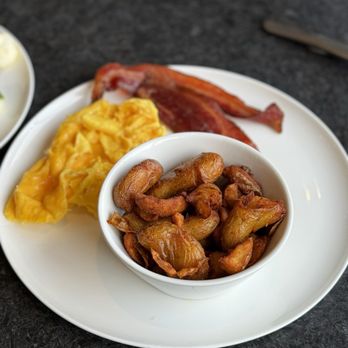 Nido - Your way 3 eggs, 2 bacon and home fries - New American Near Me - Austin, Texas