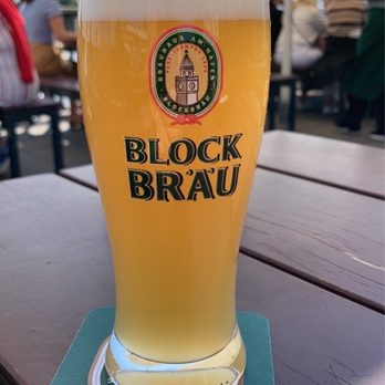 BLOCKBRÄU - Seasonal beer - Beer Garden Near Me - Hamburg, HH
