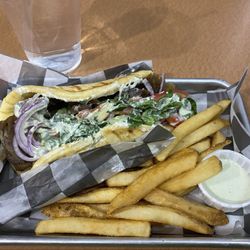 Aroma Sports Bar and Grill - Gyro