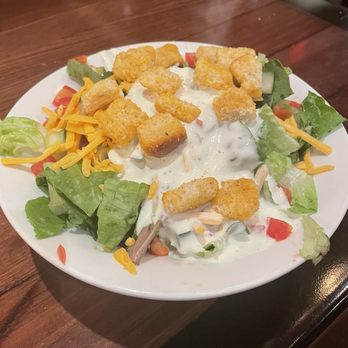 LongHorn Steakhouse - House Salad w/ Ranch - Steakhouses Near Me - Whitehall, Pennsylvania