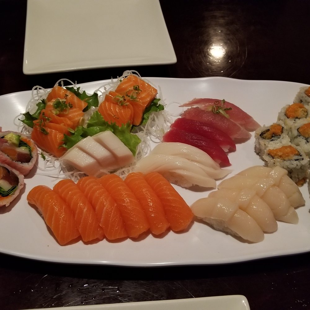 Sushi Sumo - Japanese Near Me - Newark, Delaware