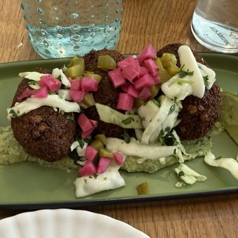 Beirut Taco - Chipotle Falafel - Mexican Near Me - Kansas City, Missouri Beirut Taco - Chipotle Falafel - Mexican Near Me - Kansas City, Missouri