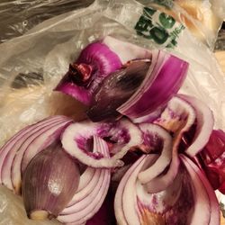 Mission Hill Farmers' Market - Rotten onions i just bought at Harry's 2 farmers market in Mission Hill next to Penguin Pizza on Huntington ave