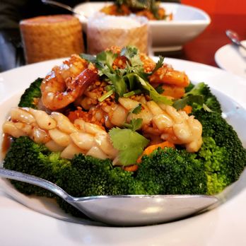 Thai Pepper True Thai Kitchen - Seafood combo with brocolli and carrots - Thai Near Me - Tacoma, Washington