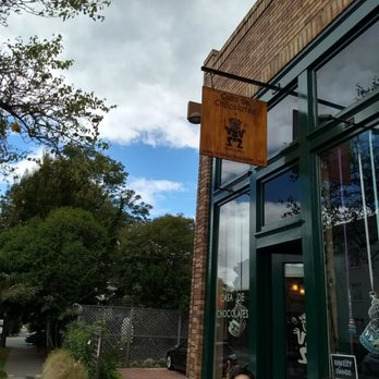 Casa De Chocolates - Chocolatiers & Shops Near Me - Berkeley, California