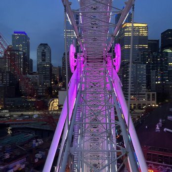 The Seattle Great Wheel - Inside my capsule. - Amusement Parks Near Me - Seattle, Washington The Seattle Great Wheel - Inside my capsule. - Amusement Parks Near Me - Seattle, Washington