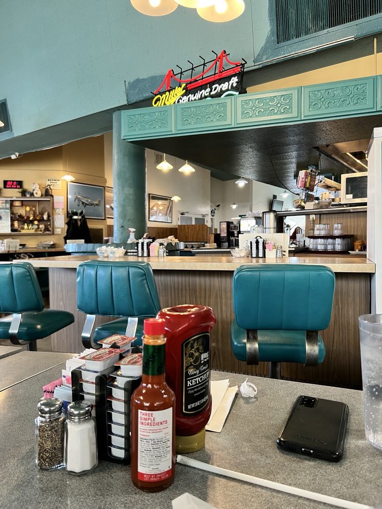 Peter's Cafe