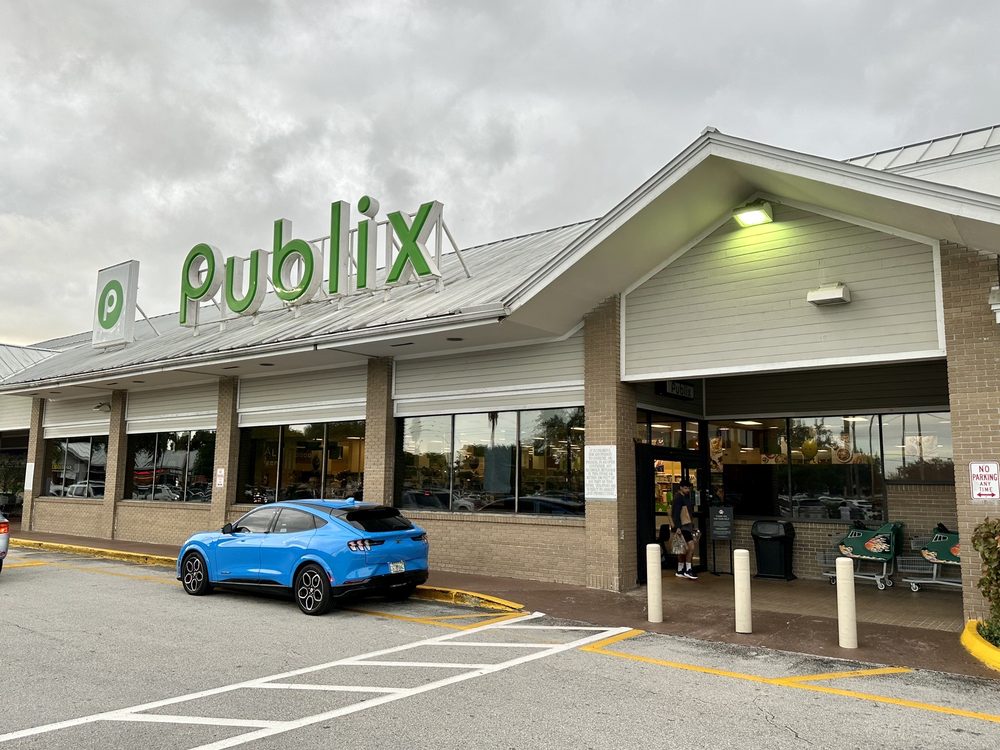PUBLIX Updated September 2024 22 Photos & 26 Reviews 13735 SW