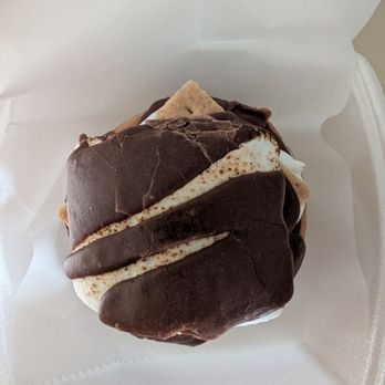 Glaz'd Donuts - S'mores donut - Donuts Near Me - Clearwater, Florida Glaz'd Donuts - S'mores donut - Donuts Near Me - Clearwater, Florida