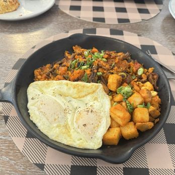 Mama Bird Southern Kitchen - Smoked Brisket Hash *GF - Southern Near Me - West Jordan, Utah