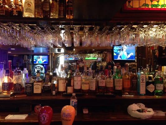 Ziggy's Pub by null