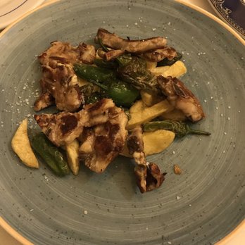 El Rinconcillo - The most delicious lamb I may have ever eaten, with potatoes and peppers - Spanish Near Me - Seville, SE