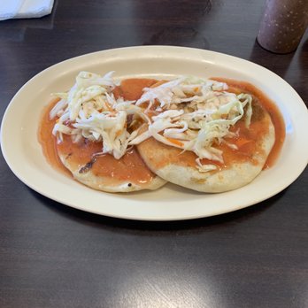 La Esquina Restaurant - Pupusas de chicaron - Salvadoran Near Me - Los Angeles, California La Esquina Restaurant - Pupusas de chicaron - Salvadoran Near Me - Los Angeles, California