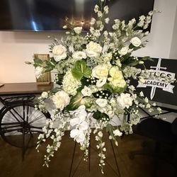 Penny and Lulu Studio Florist - One of the two "sprays" which were on both sides of the podium! Absolutely STUNNING flowers!