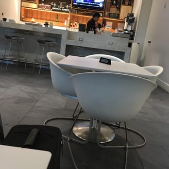 The Centurion Lounge - Airport Lounges Near Me - Dallas, Texas