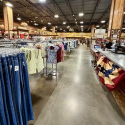 Cavender's Western Outfitter - Large, clean store