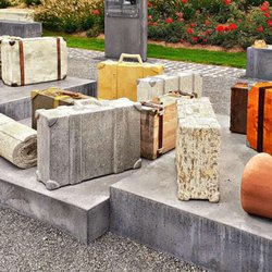 Würzburg Hauptbahnhof - Deputierten Denkmal für Unterfranken (09/2022)