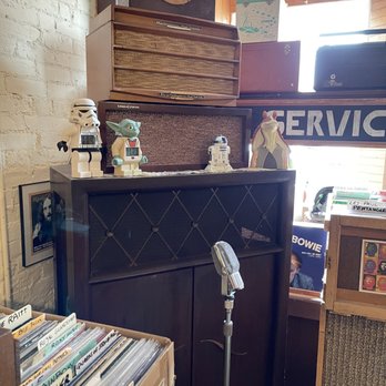 Broad Street Records - Music is playing while you're shopping from these nice vintage speakers . - Music & DVDs Near Me - Waverly, New York Broad Street Records - Music is playing while you're shopping from these nice vintage speakers . - Music & DVDs Near Me - Waverly, New York