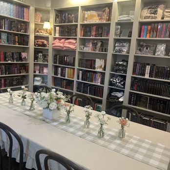 In Bloom Bookery - Bookstores Near Me - Temecula, California