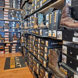 Elliott's Boots - Maryville