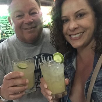 Uno Mas - Cheers!! - Cocktail Bars Near Me - Cabo San Lucas, BCS