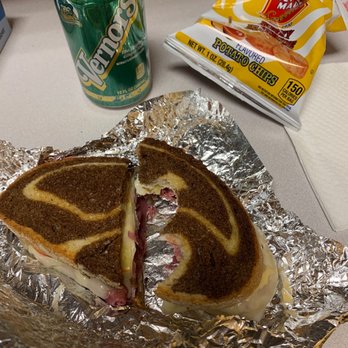 Brooklyn Bodega - Corned beef on rye with Swiss, thousand island dressing, and tomatoes - Breakfast & Brunch Near Me - Grand Rapids, Michigan Brooklyn Bodega - Corned beef on rye with Swiss, thousand island dressing, and tomatoes - Breakfast & Brunch Near Me - Grand Rapids, Michigan
