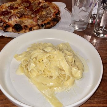 Bacio Italiano - Fettuccine Alfredo - Pizza Near Me - Tucson, Arizona