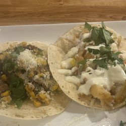 Rolling Oaks Supper Club & Lounge - Steak and fish tacos were both delicious!