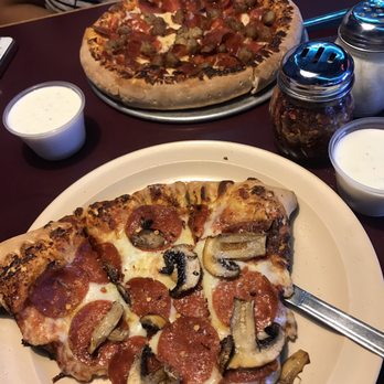 BC's Pizza & Beer - I don't even know why these mushrooms were so much more tasty. - Pizza Near Me - Clovis, California
