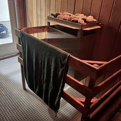 LA Fitness - Who does this? Here the sauna is being used by a member to dry her wet towel!