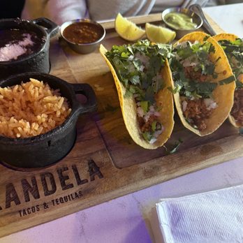 Kandela Tacos & Tequilas - Tacos de Chorizo - Salad Near Me - Naples, Florida Kandela Tacos & Tequilas - Tacos de Chorizo - Salad Near Me - Naples, Florida