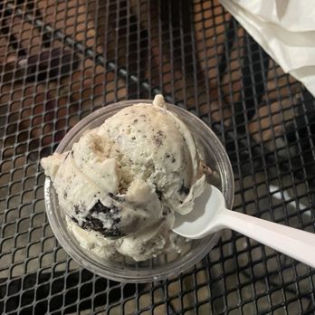 Plank Road Ice Cream - Cookie and cream - Ice Cream & Frozen Yogurt Near Me - Syracuse, New York Plank Road Ice Cream - Cookie and cream - Ice Cream & Frozen Yogurt Near Me - Syracuse, New York