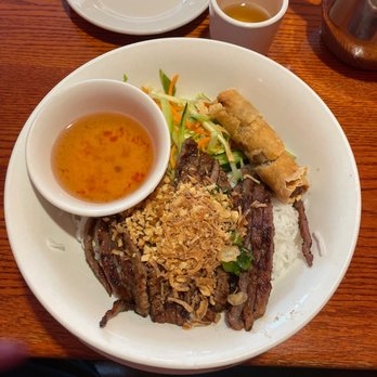Oriental Pearl Restaurant - Bun Bo Nuong lunch special - Vietnamese Near Me - Boothwyn, Pennsylvania Oriental Pearl Restaurant - Bun Bo Nuong lunch special - Vietnamese Near Me - Boothwyn, Pennsylvania