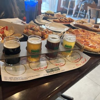 PKWY Tavern - District - Food - Sports Bars Near Me - Henderson, Nevada PKWY Tavern - District - Food - Sports Bars Near Me - Henderson, Nevada
