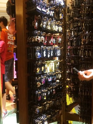 Mickey's of Hollywood by null