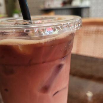 Tierra Coffee - Mexican vanilla ice latte - Coffee & Tea Near Me - Dunwoody, Georgia