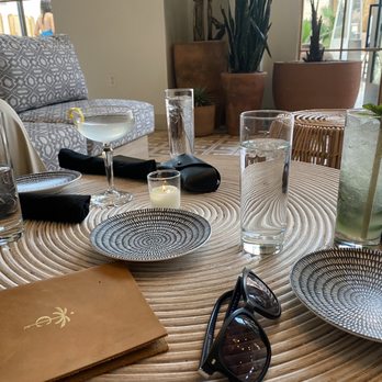 Casa Blanca - Apartments Near Me - Dallas, Texas