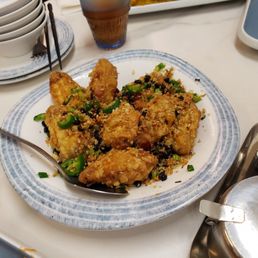 Salt & Pepper Chicken Wings / 椒鹽雞翼