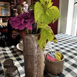 Court Street Patio Catering - Flowers on the table