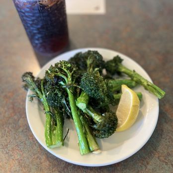 Lyncoya Cafe - Broccolini - Cafes Near Me - Hendersonville, Tennessee Lyncoya Cafe - Broccolini - Cafes Near Me - Hendersonville, Tennessee