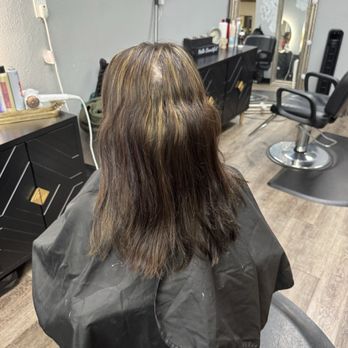 Laura Bee Hair - Before - Hair Extensions Near Me - Temecula, California Laura Bee Hair - Before - Hair Extensions Near Me - Temecula, California