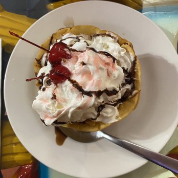 Los Arcos - Fried ice cream - Mexican Near Me - Roanoke, Virginia