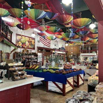 Resendiz Family Fruit Barn - Inside the shop - Bakeries Near Me - Hughson, California Resendiz Family Fruit Barn - Inside the shop - Bakeries Near Me - Hughson, California