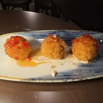 Scat Cat's Club - Lounge - Pimento Cheese Fritters - Themed Cafes Near Me - Lake Buena Vista, Florida