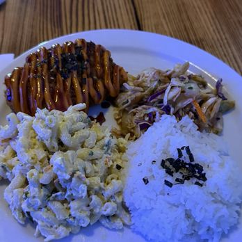 The Pint & Cork - Ahí Hurricane Plate - Gastropubs Near Me - Kihei, Hawaii The Pint & Cork - Ahí Hurricane Plate - Gastropubs Near Me - Kihei, Hawaii