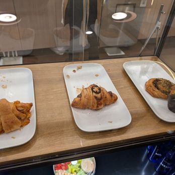 Marlowe Coffee & Eatery - No price and three options - Coffee & Tea Near Me - Los Angeles, California Marlowe Coffee & Eatery - No price and three options - Coffee & Tea Near Me - Los Angeles, California