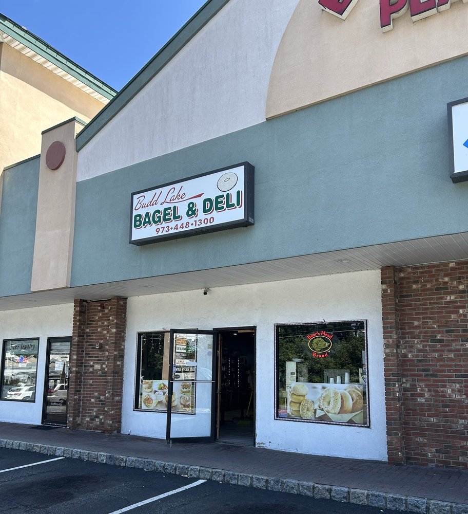 Budd Lake Bagel & Deli Logo