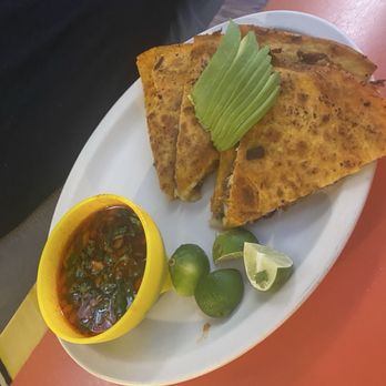 Tacos Y Mas - Quesabirria - Mexican Near Me - Wichita, Kansas Tacos Y Mas - Quesabirria - Mexican Near Me - Wichita, Kansas