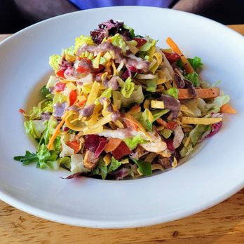 Doc B's Restaurant + Bar - Grilled Chicken Salad - Bars Near Me - Coral Gables, Florida