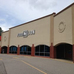 Food Lion - Front of store